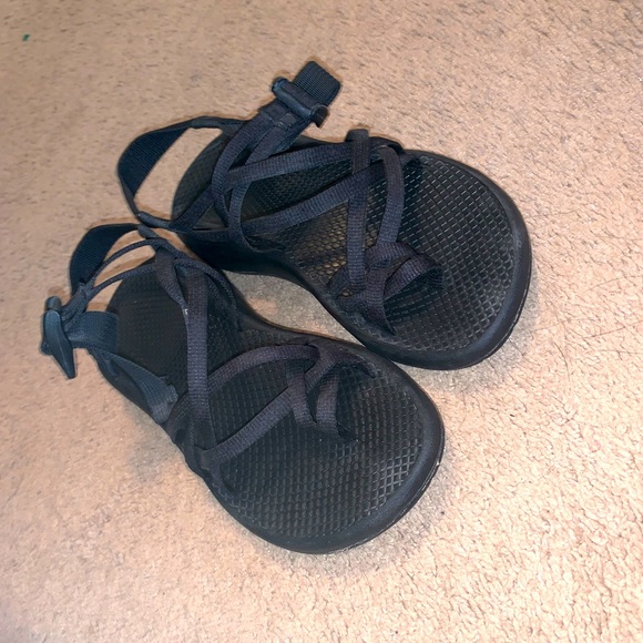 chaco hiking sandals